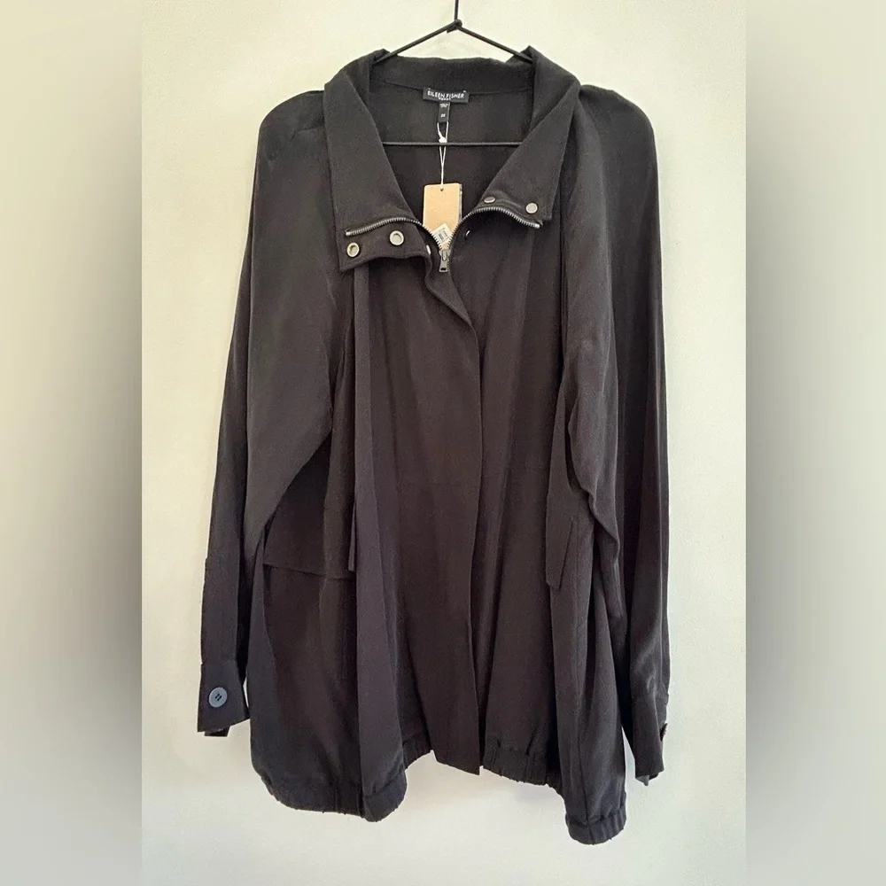 Eileen Fisher Silk Stand Collar Jacket
Sz 2x - Picture 1 of 8
